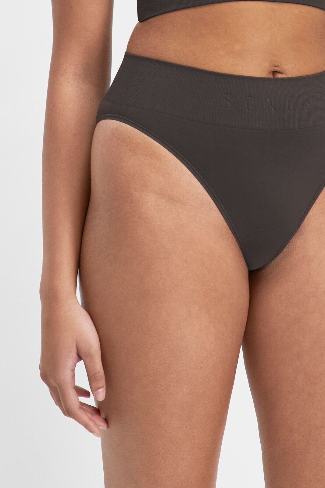 Bonds Womens Bases String Bikini Seamless Soft & Stretch Hi Waist 3 Pack WT4R